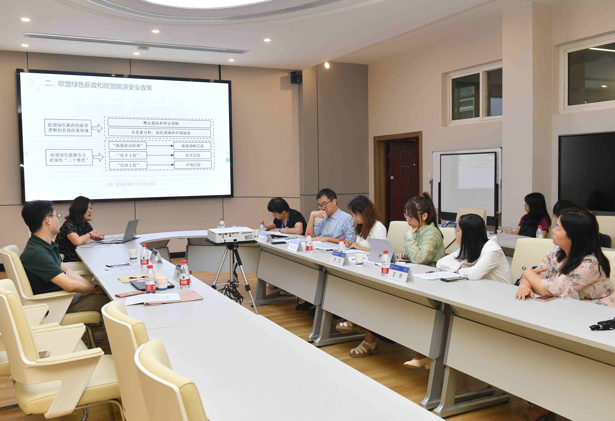 GYJ_6479.jpg GYJ_6479.jpg